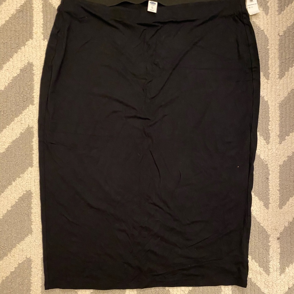 NEW black pencil skirt
